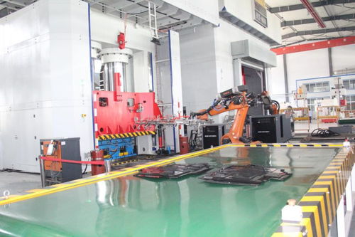 雙一科技纖維增強(qiáng)復(fù)合材料 為車輛減負(fù)，驅(qū)動綠色出行未來